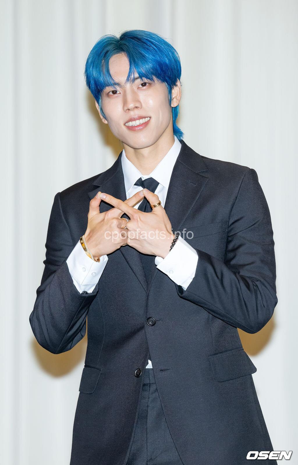 Dongwoo (INFINITE): Main Vocal & Visual